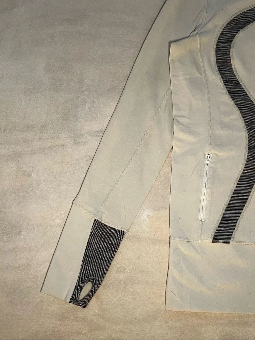 Lululemon Define Athletic Full Zip Jacket Stucco Beige Grey Women's Size 8